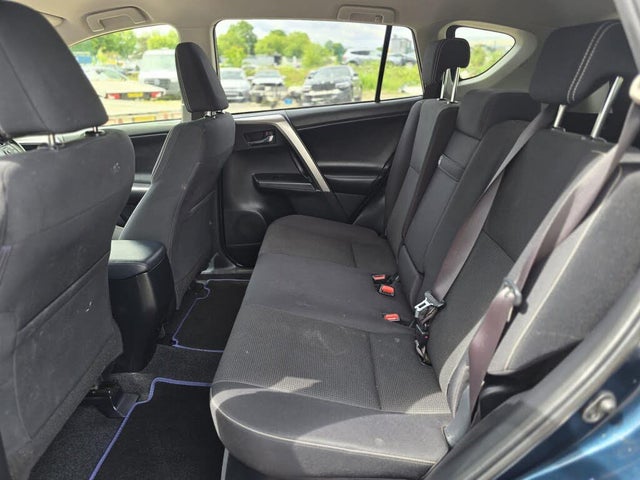 2018_toyota_rav4-pic-1342881290579925896-1024×768-1