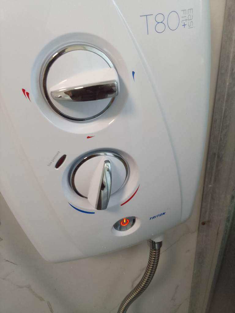 PLUMBING-SHOWER-HEATER